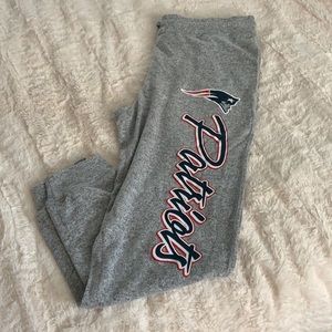 Women’s New England Patriots lounge pants